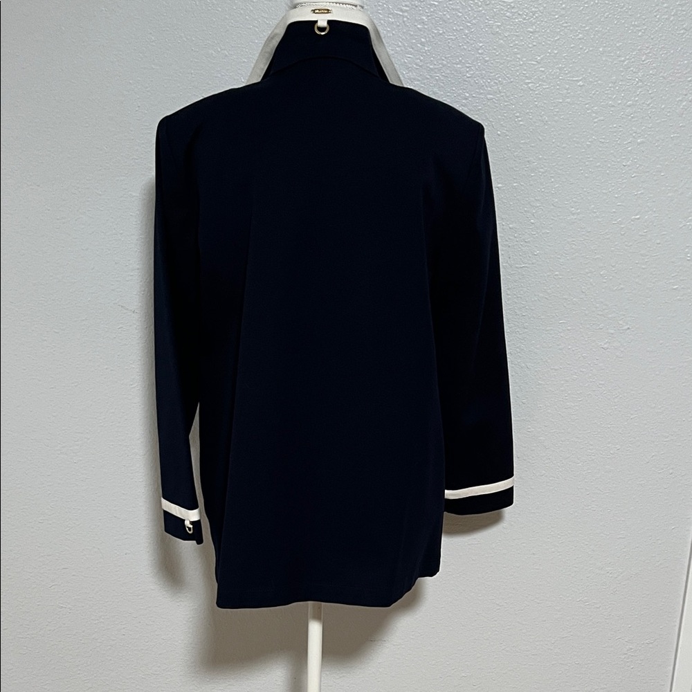 St. John Sport Navy Blazer with White Trim – Petite - Picture 11 of 14